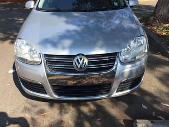 Volkswagen Jetta 2006 only 90,000 miles, great condition! Manual shift 3