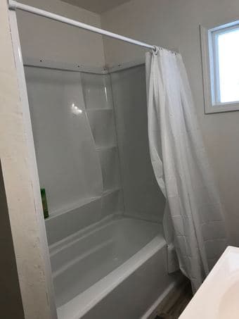 A furnished room is available from August 26, 3