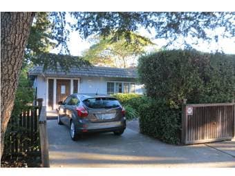 Room Available in Friendly Palo Alto Home ($1195/month) 1
