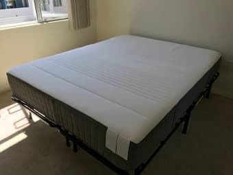 IKEA HAUGSVÄR Spring mattress, Queen Size 1