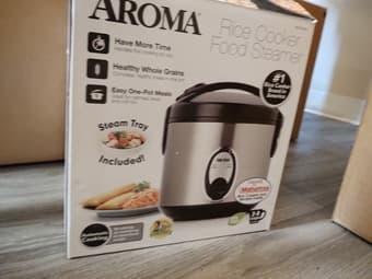 Crock pot and rice cooker for sale 1