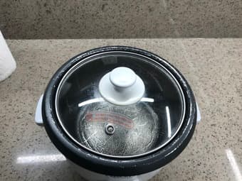 Small rice cooker 1