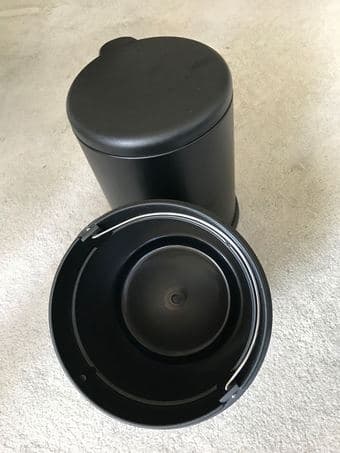 Step Trash Can 2
