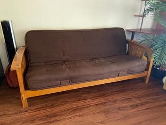 Futon convertible to queen bed-very comfortable 1