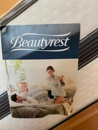 Beauty Rest Queen Mattress 3