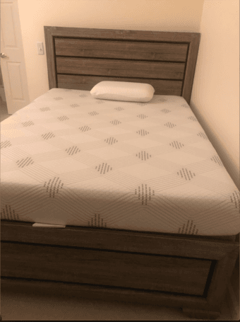 Queen size bed with mattress 2