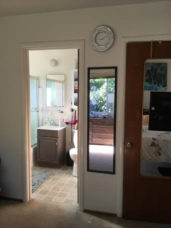 Master Bedroom w/ Ensuite bath & private entrance downtown Menlo Park 3