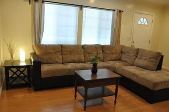 Private room available in large quiet 4bd/2ba EPA house 2