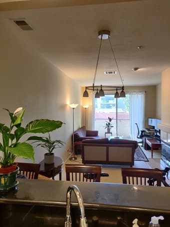 Master Bedroom w/ Private bathroom in a 2BR/2.5BA, close to Stanford 2