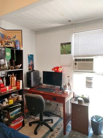 Single room in Palo Alto in a big house, from October 1 3