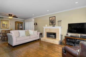 HUGE Private Room Available in San Carlos House 1