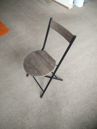 Elegant folding chair 2