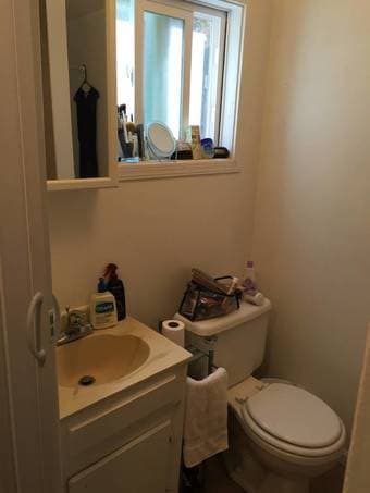 Charming studio/in-law home with private yard/garden PRICE DROP 2