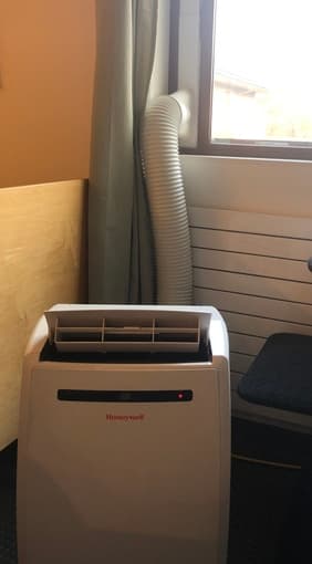 Honeywell Portable Air Conditioner 1