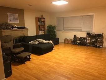 VERY Spacious room available in a VERY spacious and beautiful house 3