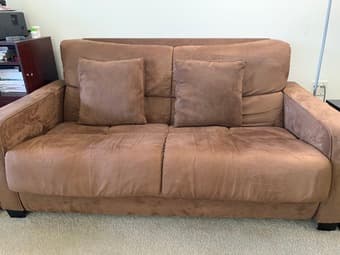 Comfortable clean and stain free sofa with bench 1