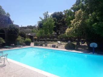 Great room available in sharehouse in Palo Alto! 3