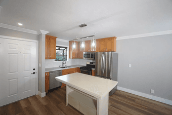 Lease Takeover 2bed 2.5bath Townhome with $1500 cash incentive! 1