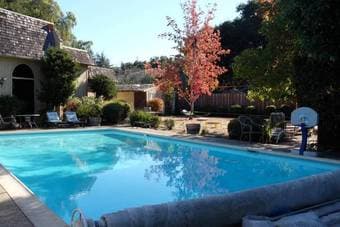 360ft2!!  - Great room available in sharehouse in Palo Alto! 3