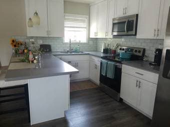 1 BR available in 3BR/2BA apartment near Castro St 2