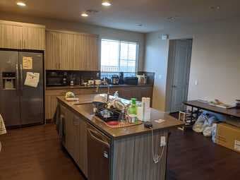 1 bed/shared bath in a spacious East Palo Alto house 2