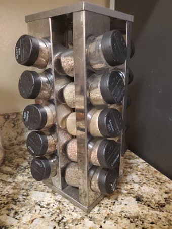 Spice Rack + Spices 1