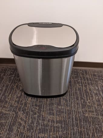 dustbin with batteries 1