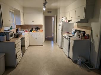 1 room in 3br / 2 ba in Mountain view for $933 / Month available ASAP 2