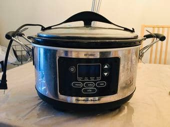 Hamilton Beach 6 Qt. Programmable Slow Cooker with Lid 1