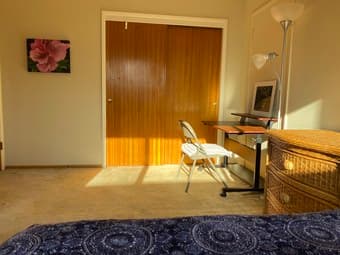 A room for rent in Menlo Park (Please contact min.mia2014@gmail.com) 2
