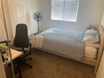 2 Rooms Available in East Palo Alto 1
