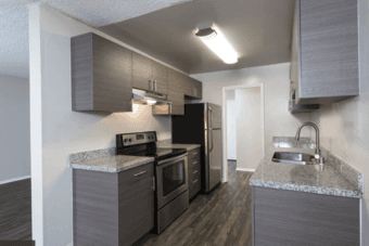 1 bedroom in 2bed/2bath apt available in Mountain View, women only 2