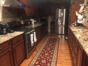Room in Private Home - Desirable Neighborhood (Includes Amenities) 2