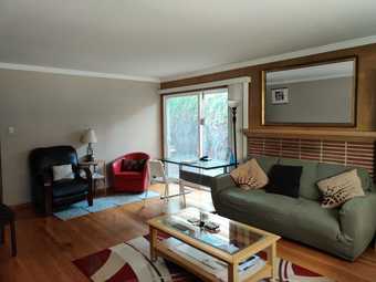 Bedroom available in beautiful 3br/2ba house in Menlo Park 3