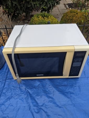 Microwave 1