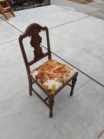 Wooden chair 1