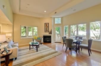 Private master suite, <15 min from Stanford 1
