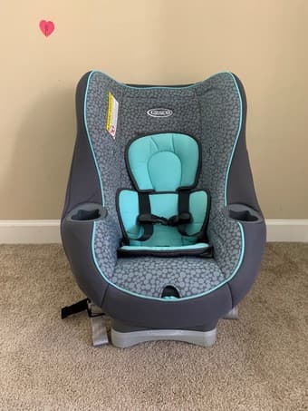 Graco Convertible Car Seat 1