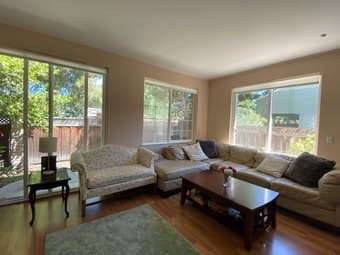 Room (4BR 3.5BA 2-story townhouse in Mountain View), $50/mon discount 2
