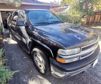2004 Chevrolet Suburban - $4200 - PERFECT ADVENTURE/FAMILY VEHICLE 2
