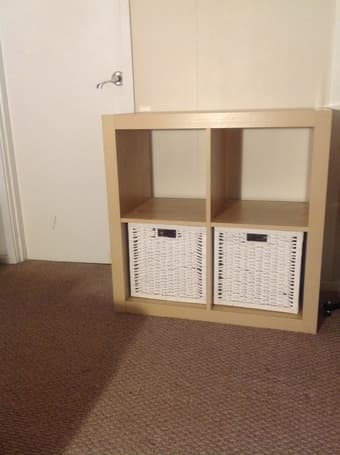 Storage Cabinet: 4-hole, 2-basket 2