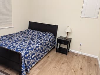 2 PRIVATE FURNISHED BEDROOMS with PRIVATE BATHROOMS 2