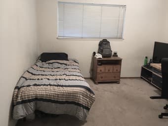 Private Room and Private Bath, by Apple, 15 min Stanford 2