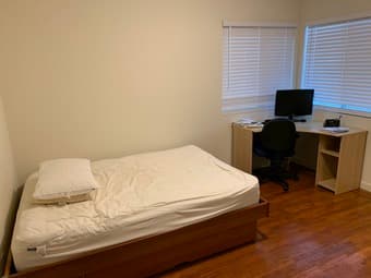 $1,195-Private Bedroom-GREAT LOCATION-Washer and Dryer in unit 2