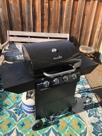 Char-Broil Gas Grill (BBQ, 4 burners) 2