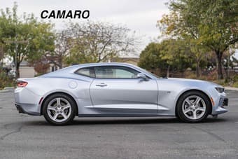 2017 Camaro, V6, arctic blue metallic, 22k miles only 2