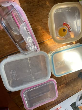 Microwave containers 1