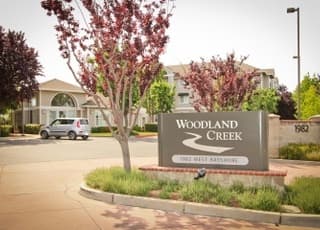 2 bed and 2 bath condo near Stanford starting Jan 1