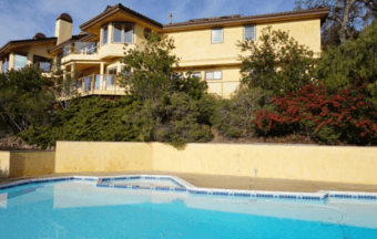 ★ Live in Mansion w/Jacuzzi + Pool + Gym + Hikes - Near Stanford ★ 3