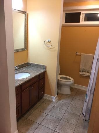 Large Cozy Room for rent in a quiet neighborhood in Newark 3